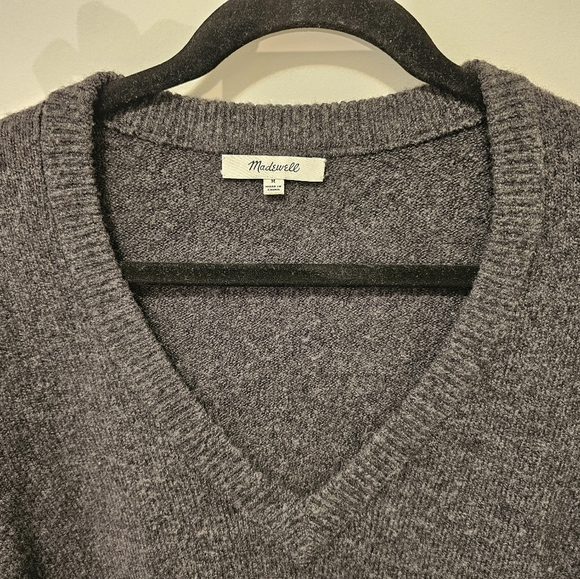 MADEWELL | Dashwood V-neck Sweater With Bubble Sleeves. Sz M. Gray. Wool Blend. - Picture 5 of 10